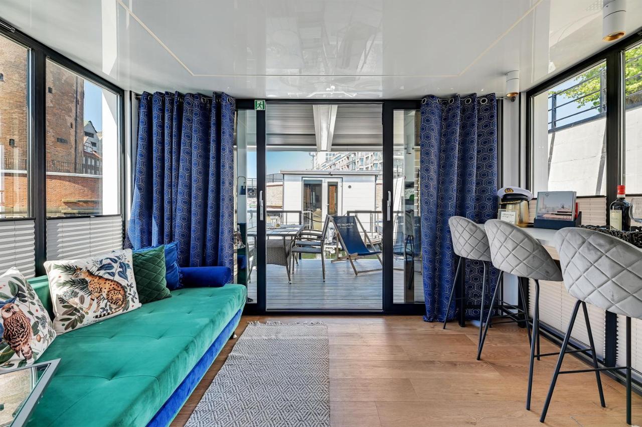 Domy Na Wodzie - La Mare Motlava Houseboats With Sauna By Downtown Apartments Гданьск Экстерьер фото