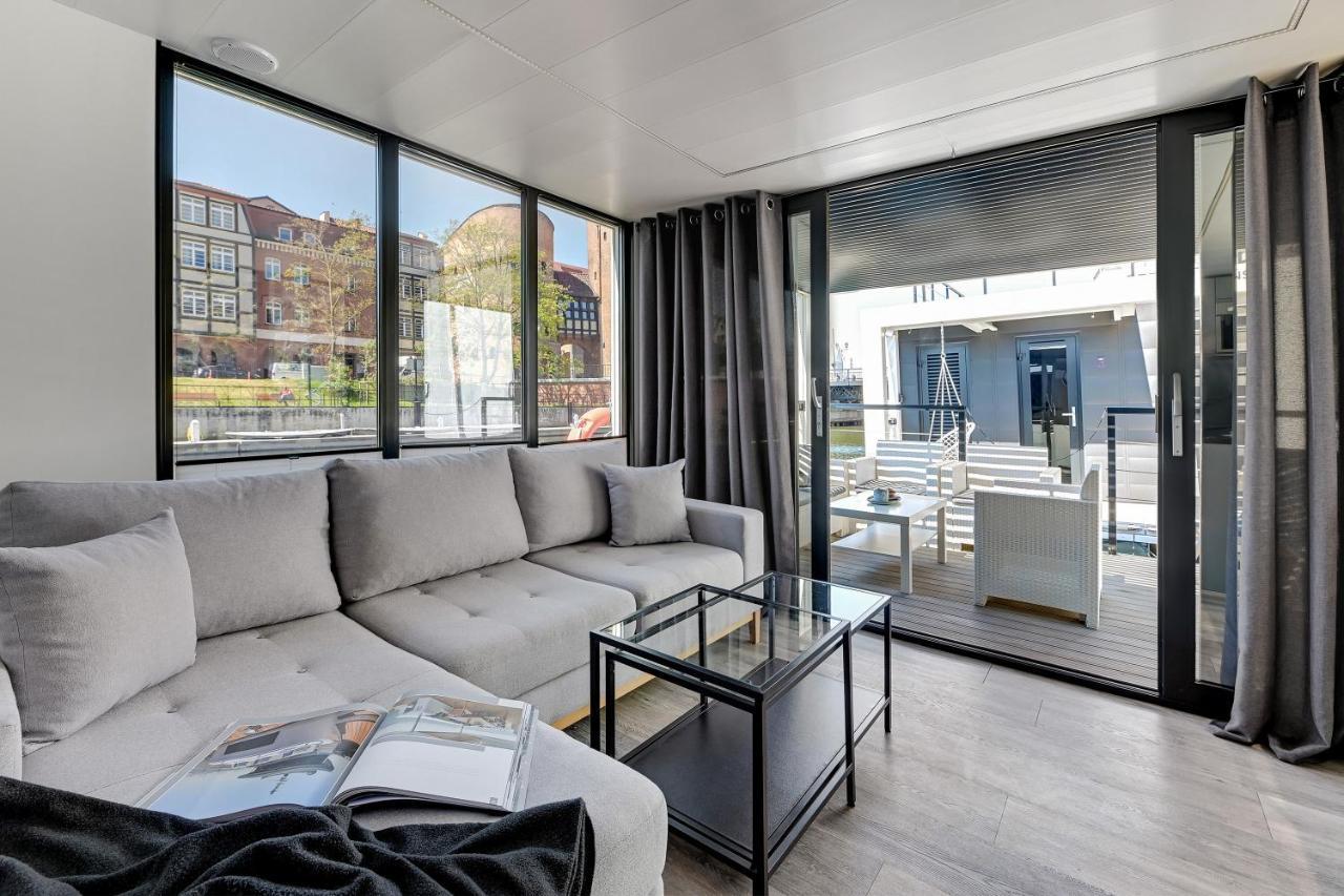 Domy Na Wodzie - La Mare Motlava Houseboats With Sauna By Downtown Apartments Гданьск Экстерьер фото