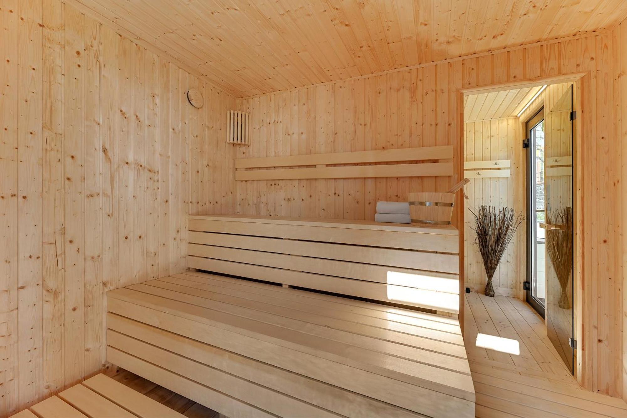 Domy Na Wodzie - La Mare Motlava Houseboats With Sauna By Downtown Apartments Гданьск Экстерьер фото