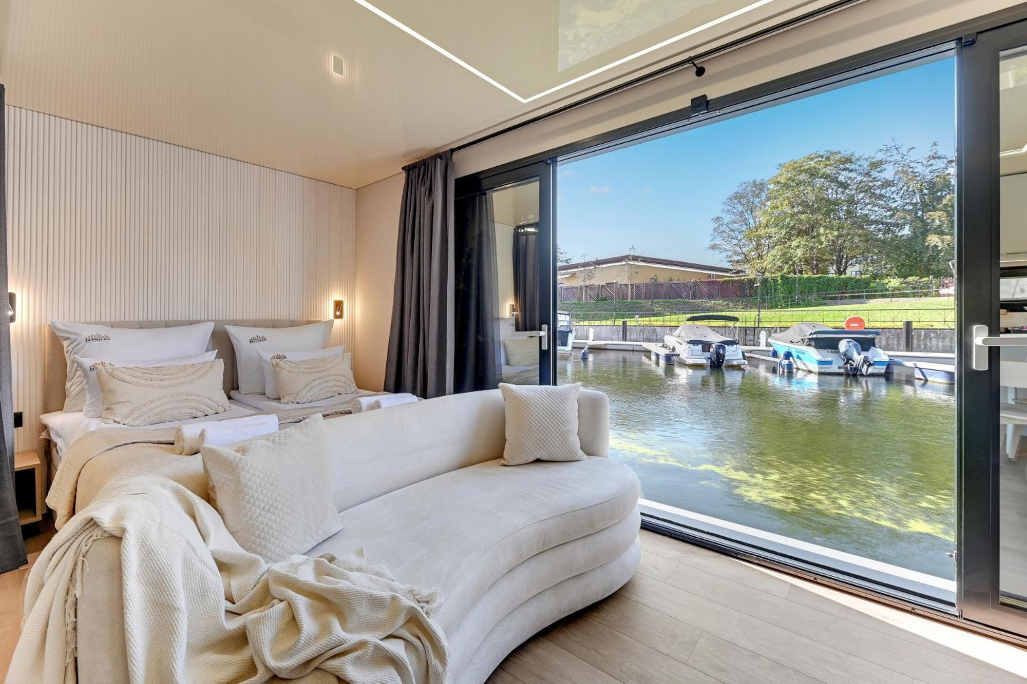Domy Na Wodzie - La Mare Motlava Houseboats With Sauna By Downtown Apartments Гданьск Экстерьер фото