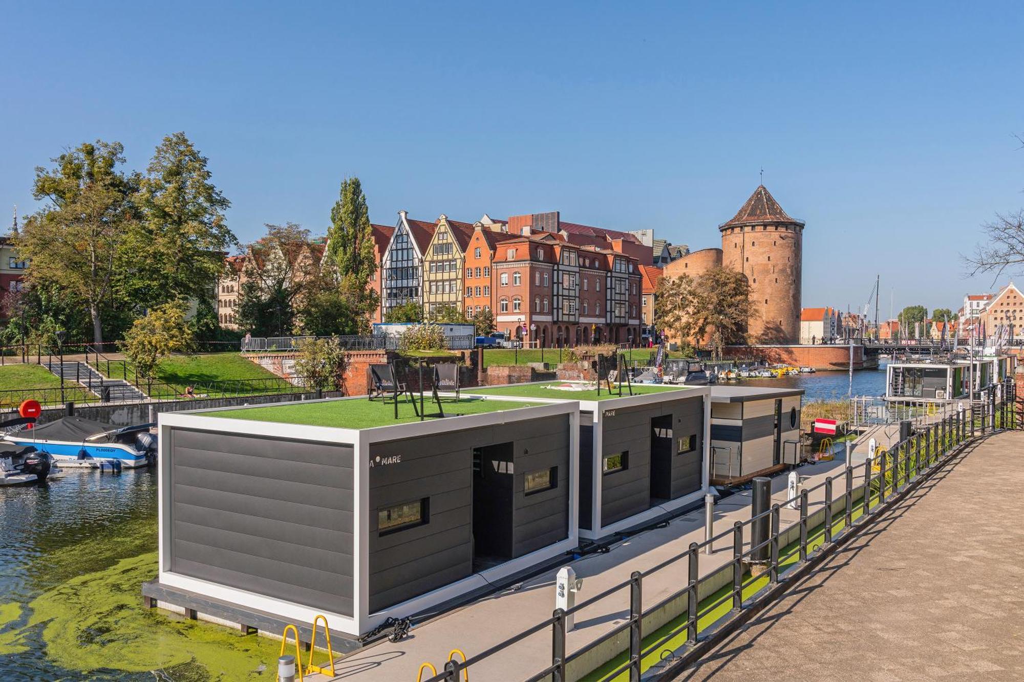Domy Na Wodzie - La Mare Motlava Houseboats With Sauna By Downtown Apartments Гданьск Экстерьер фото